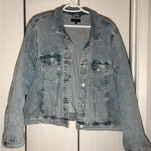 Plus Size Women's Blue Denim Jacket